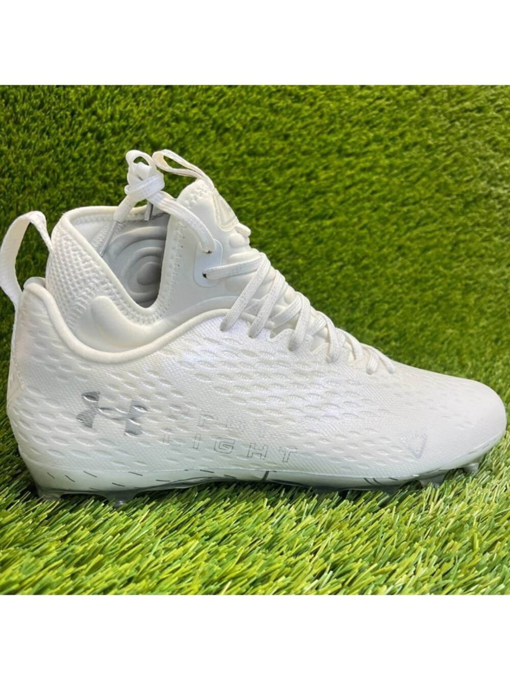 Under Armour Spotlight Lux MC 2.0 Mens Size 9.5 White Running Football Cleats